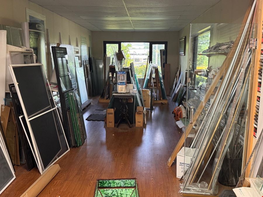 Hudson Valley - Glass Company with Real Estate