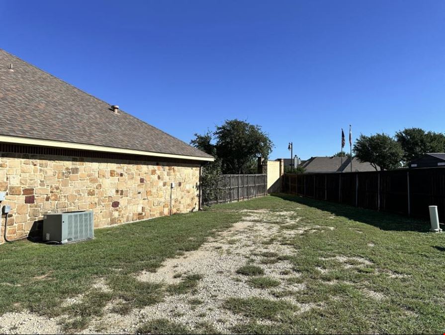 441 Lone Star Dr