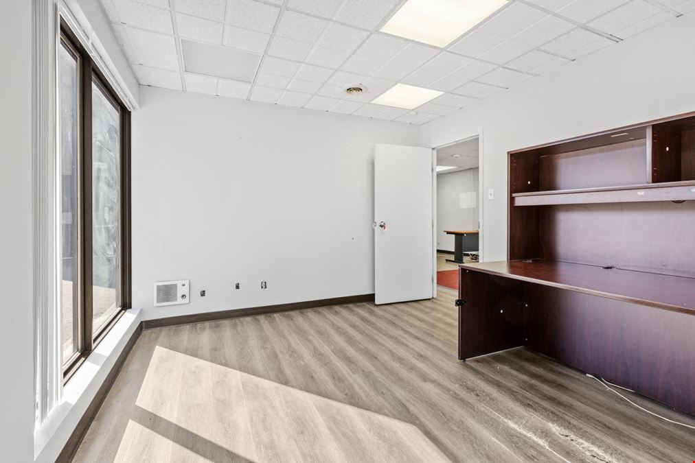 155 Terence Matthews Crescent unit 1&8