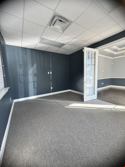 3900 S Stonebridge Dr #101