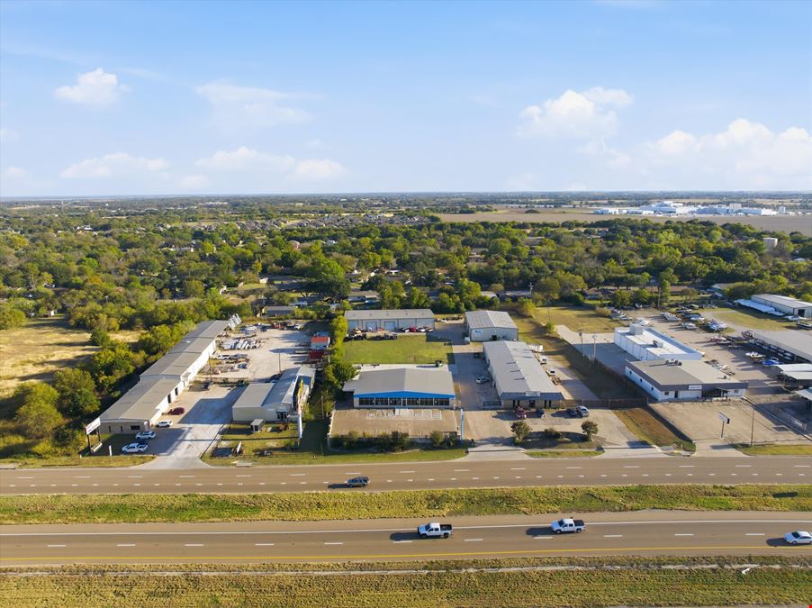 4980 S Loop 340