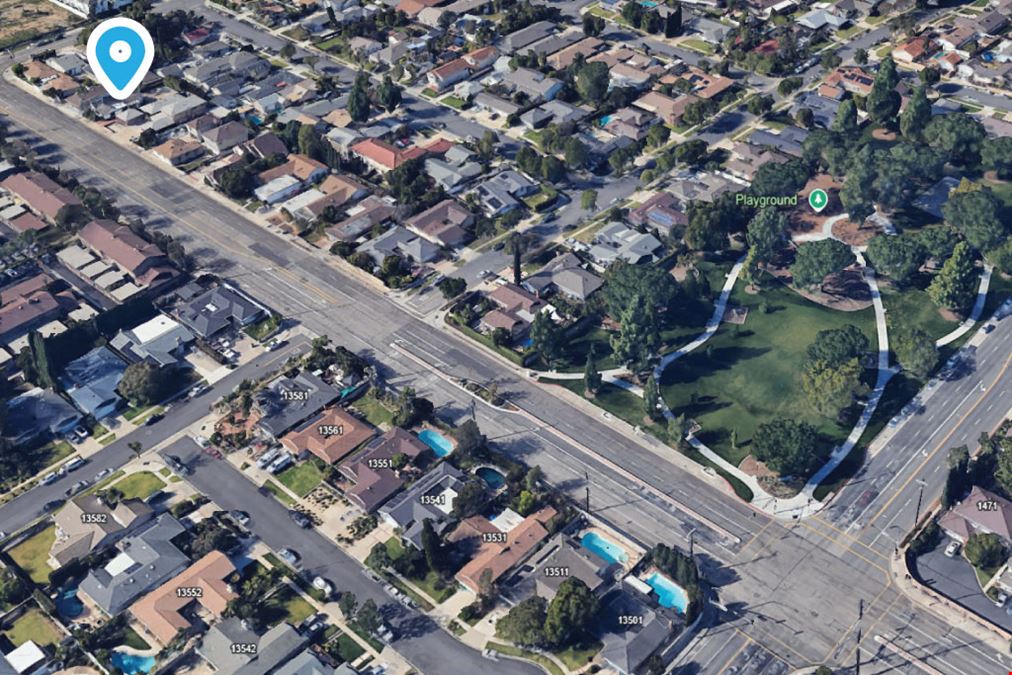 STAND-ALONE PROFESSIONAL OFFICE BUILDING | TUSTIN - NEAR IRVINE