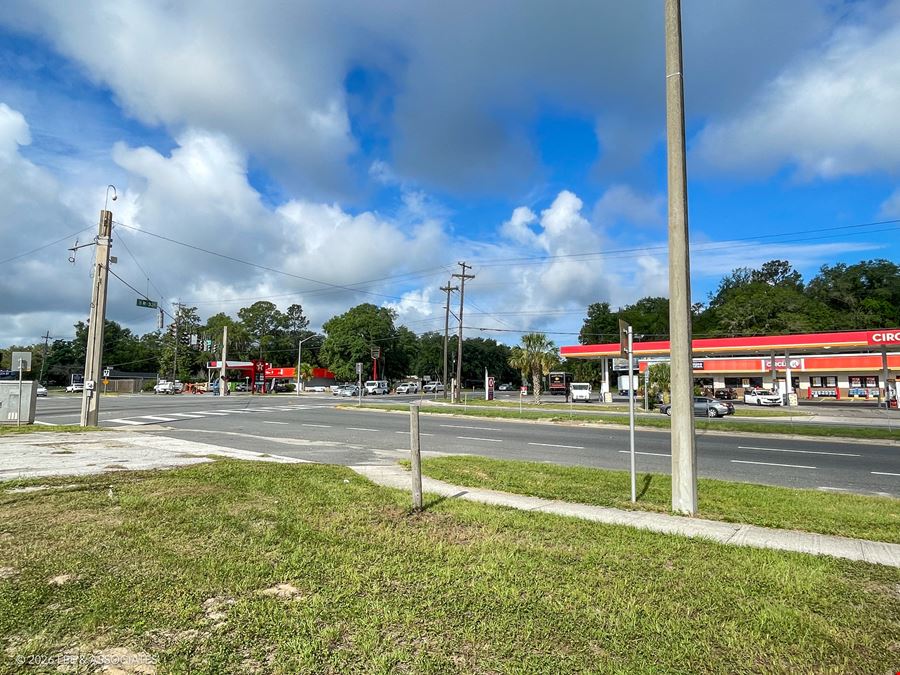 Two Adjacent Parcels | 4.69± Acre Redevelopment Opportunity - SW 13th Street & Williston Road