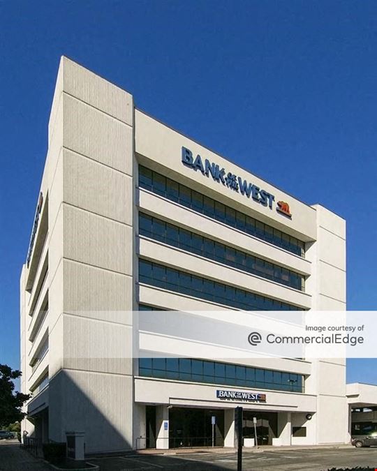 900 Veterans Blvd.