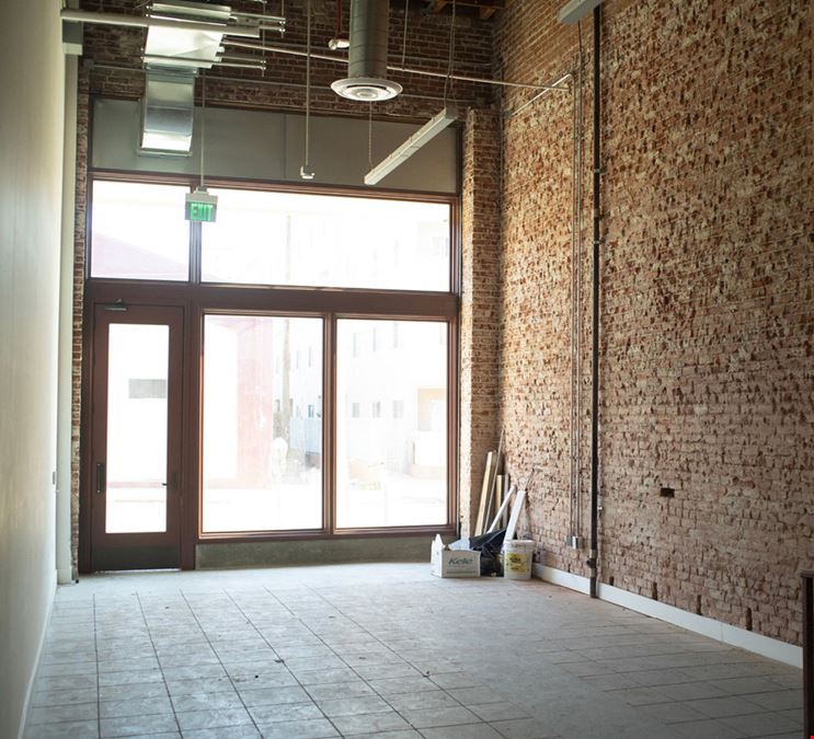 2500 W 7th St