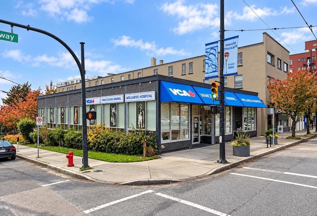 105 East Broadway