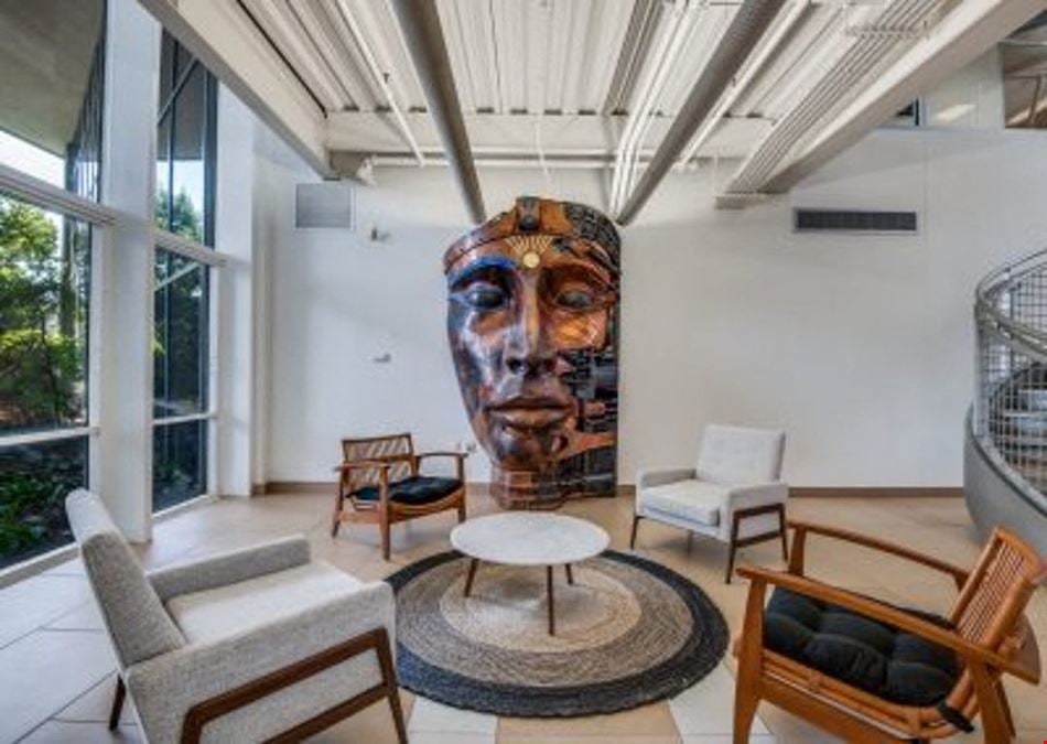 Twinrose Coworking - Carpenter Court