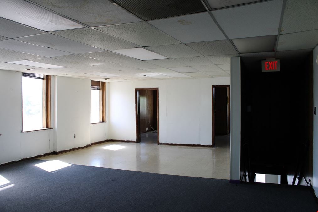 Office/Retail Opportunity