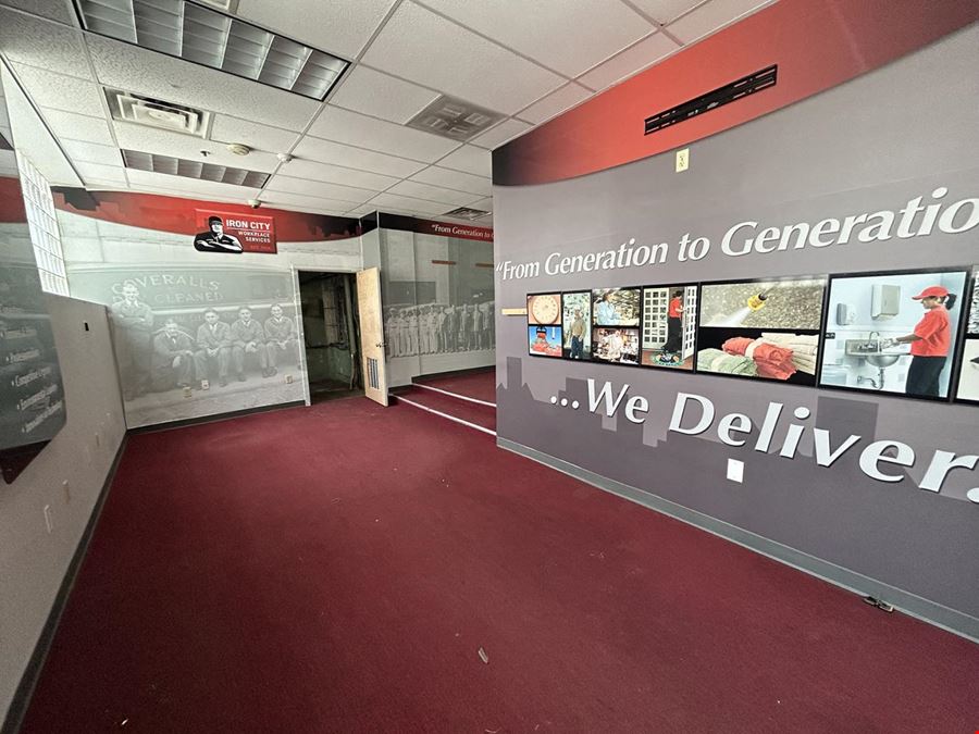 Industrial Building For Sale/Lease