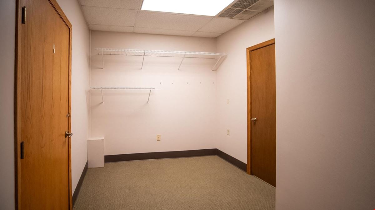 The Wallin Building | Private Entrance Commercial Suite
