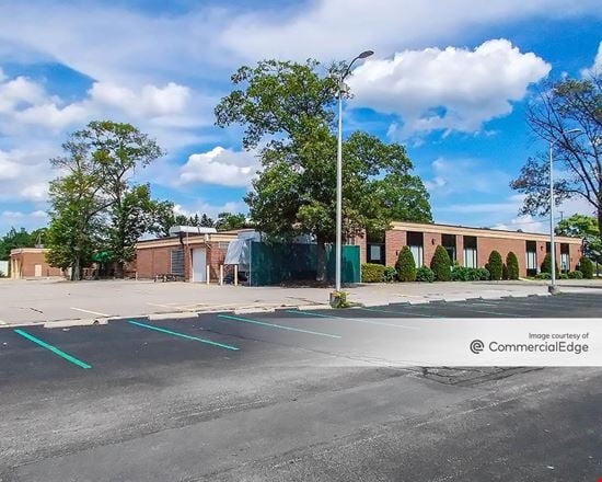 Preview of Office space for Rent at 443 Jefferson Blvd