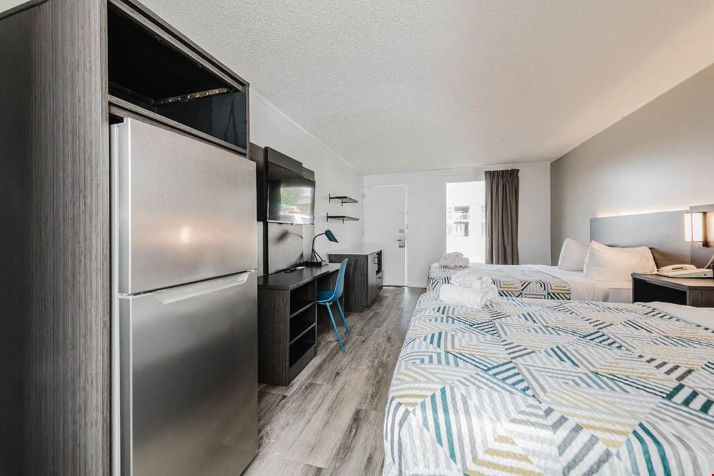 Motel 6 + Studio 6