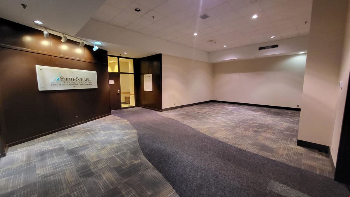 220 S Broadway - Downtown Business Suite