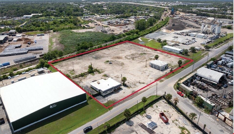8008 Apopka Blvd