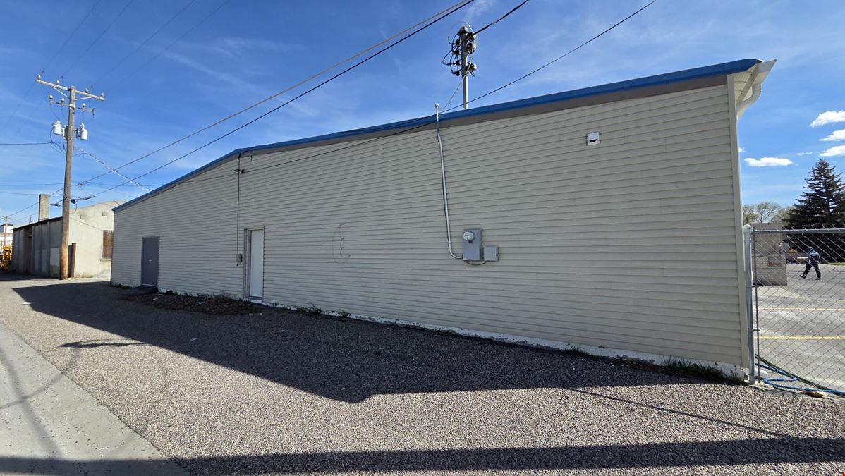 180 W Main St