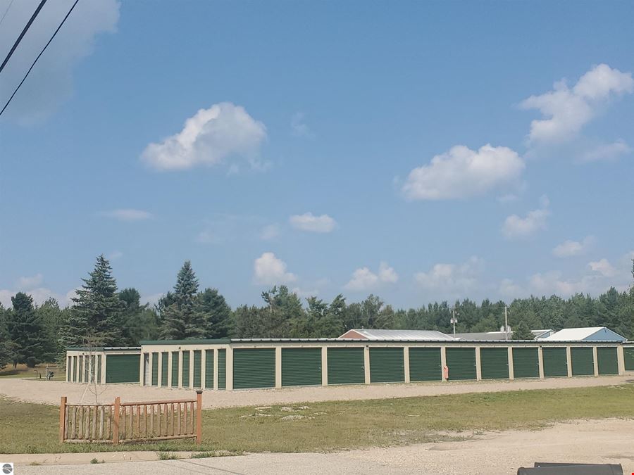 1120 US-31 N