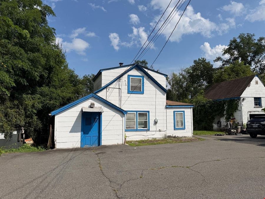 184 S Pascack Rd