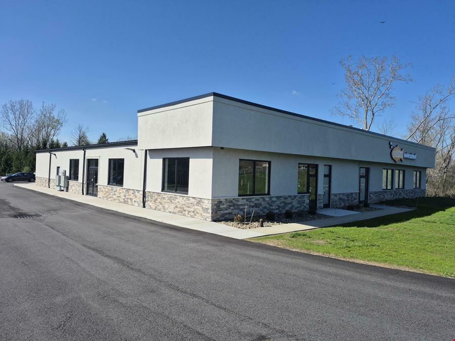 3310 Southwestern Blvd -  1,986+/- SF Retail Opportunity