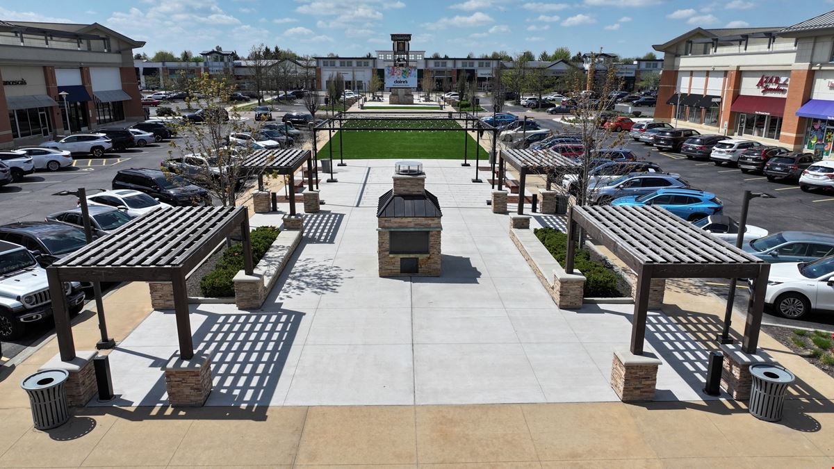 Geneva Commons Pods