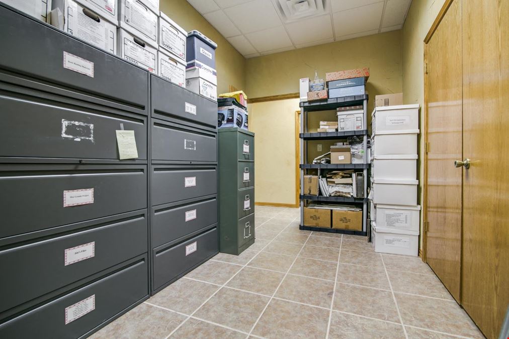 Furnished Executive Office Suites  & 1,200 SF Warehouse Space Available