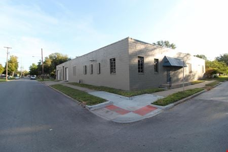 Preview of Industrial space for Rent at 940 Miami Ave