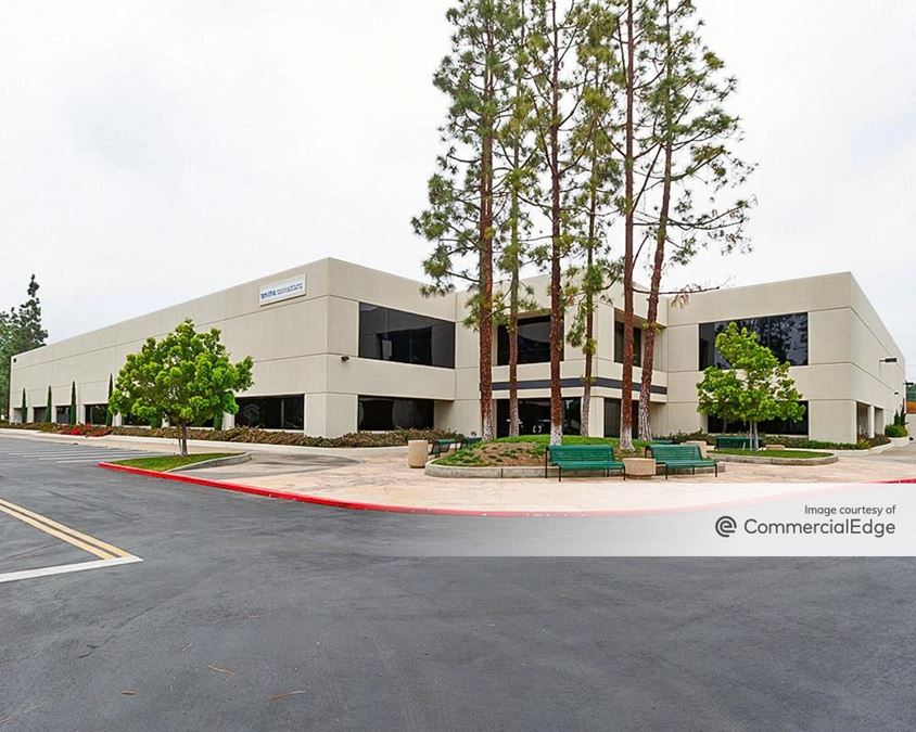 Harbor Gateway Business Center - 1550 Scenic Avenue