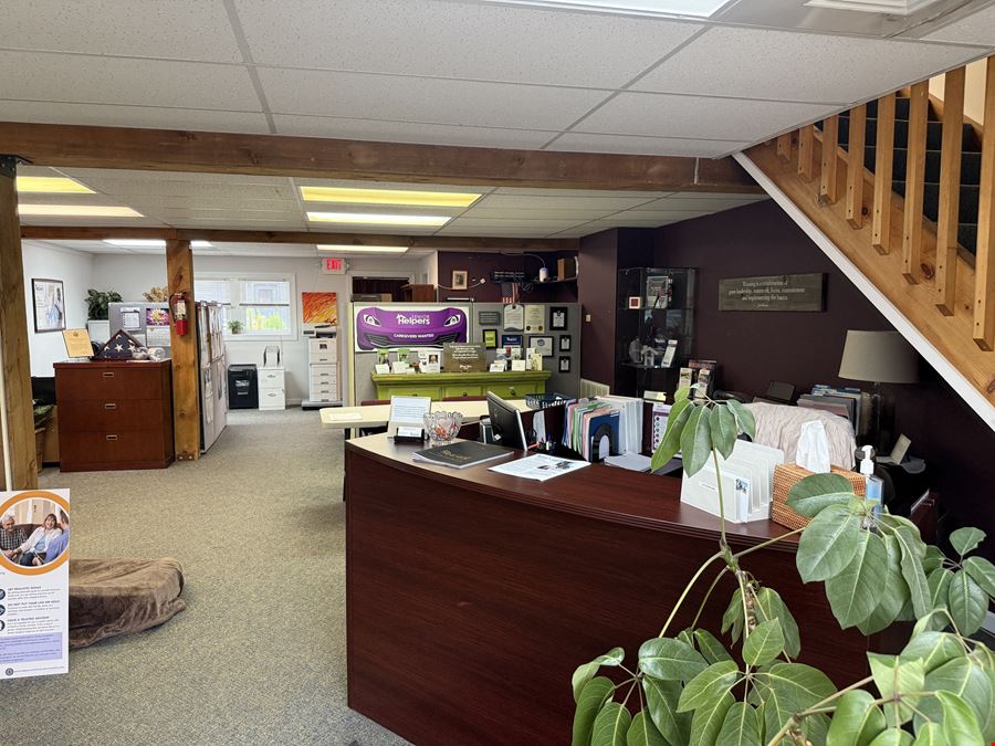 62 Portsmouth Ave., Unit 4
