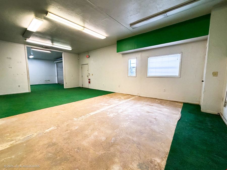 3707 SW 42nd Ave - Conditioned Flex Space