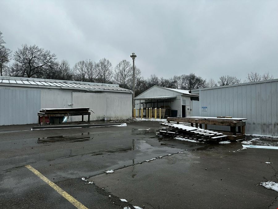 1950 East Pike