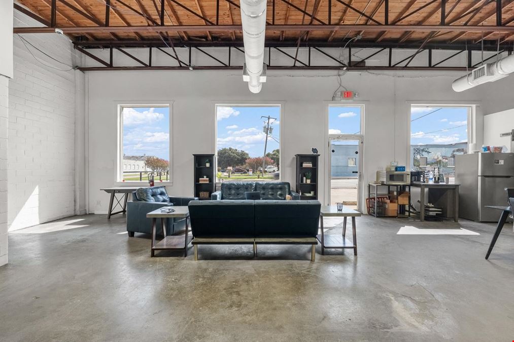 109 n la salle Navasota tx
