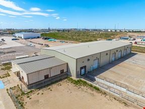Warehouse/Office Building on ±10.91 Acres