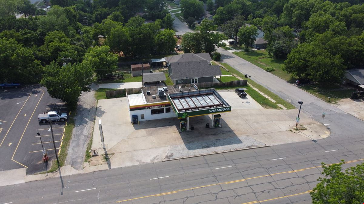 Gas Station for Sale - Denision, TX