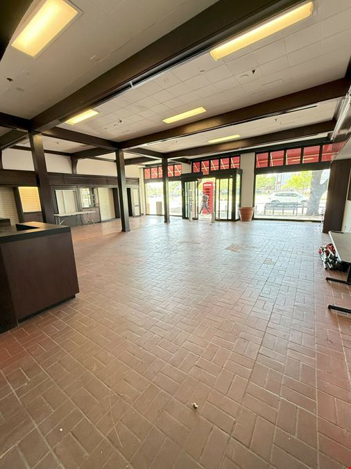 Campus Corner/329 W. Boyd