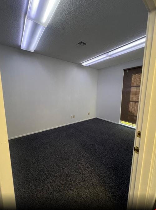 3135 Clayton Rd