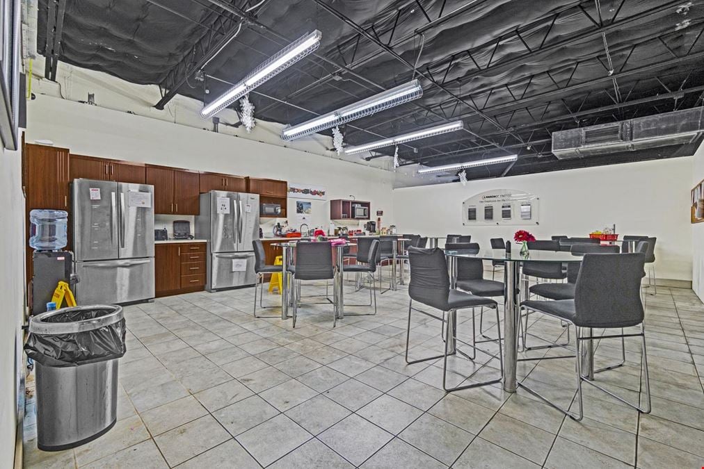 4790 NW 157th Street - 34,515 Sq. Ft.