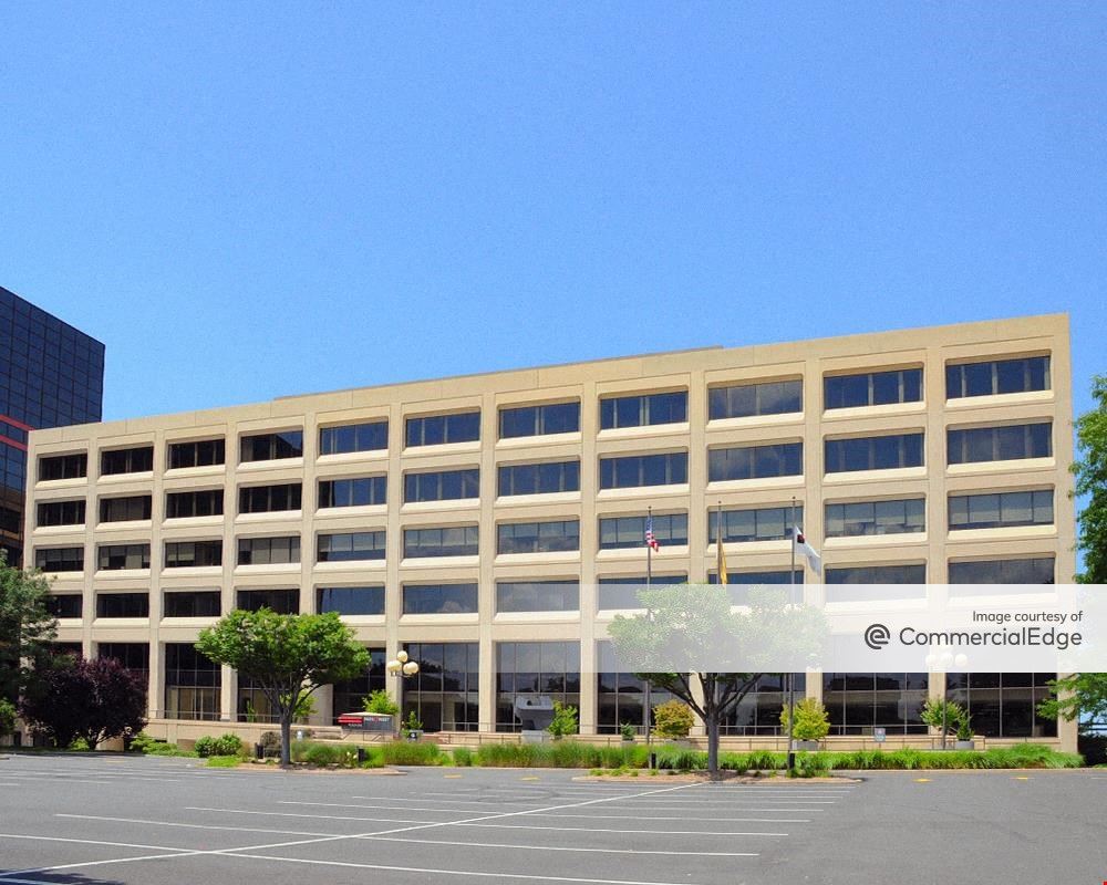 Park 80 West Plaza One