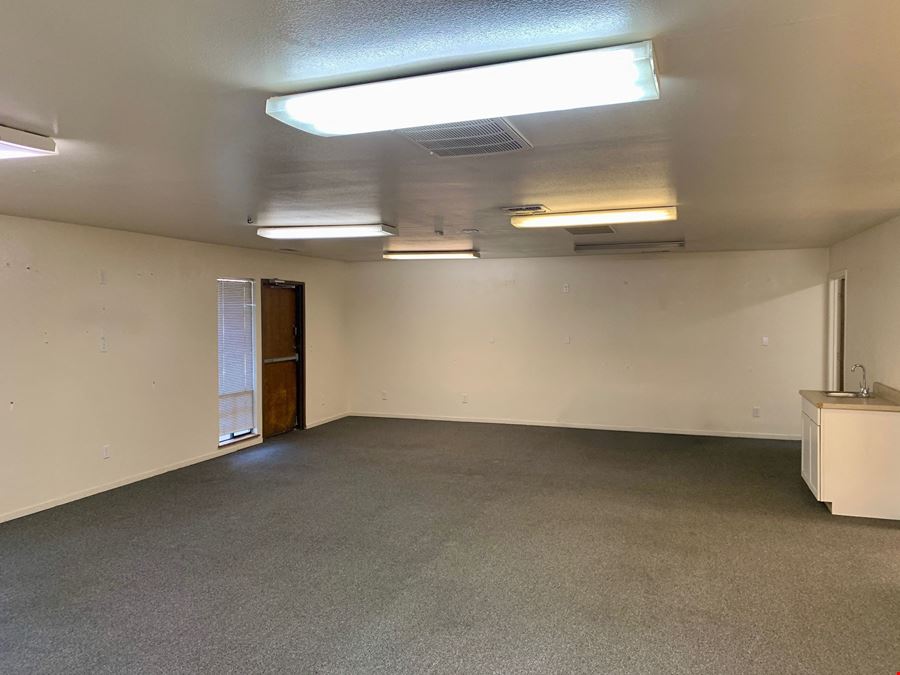 3344 S. Fairway Street - Office Space