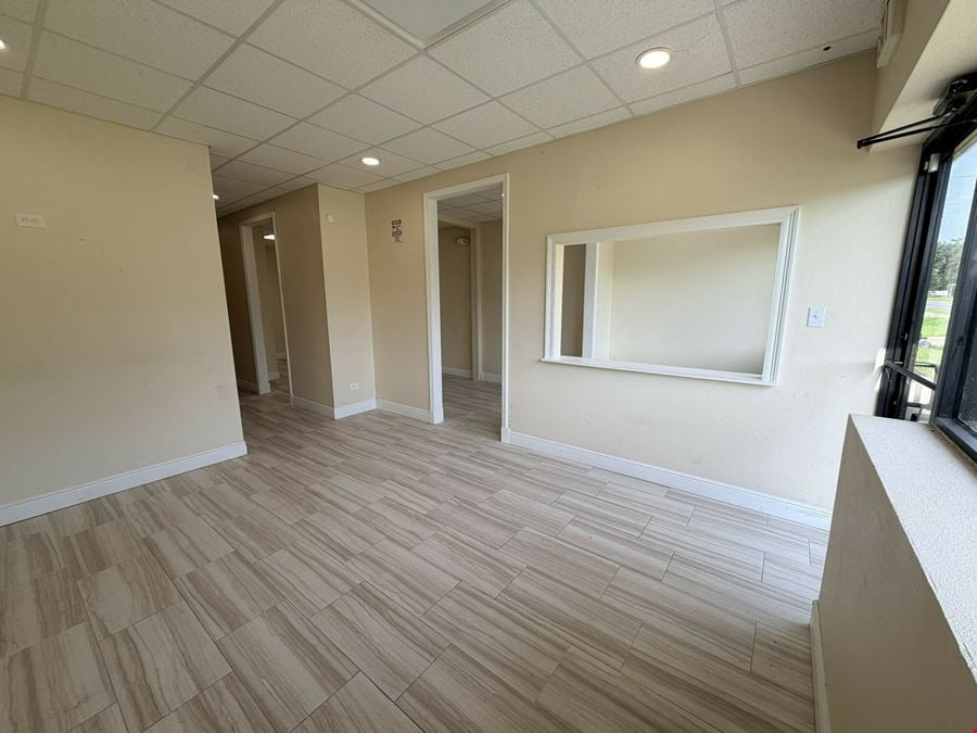 Highway 42 Retail/Office For Lease