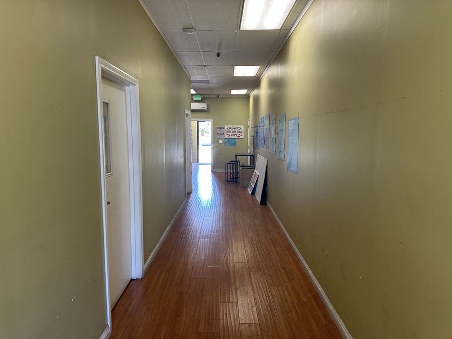 118 E Live Oak Ave
