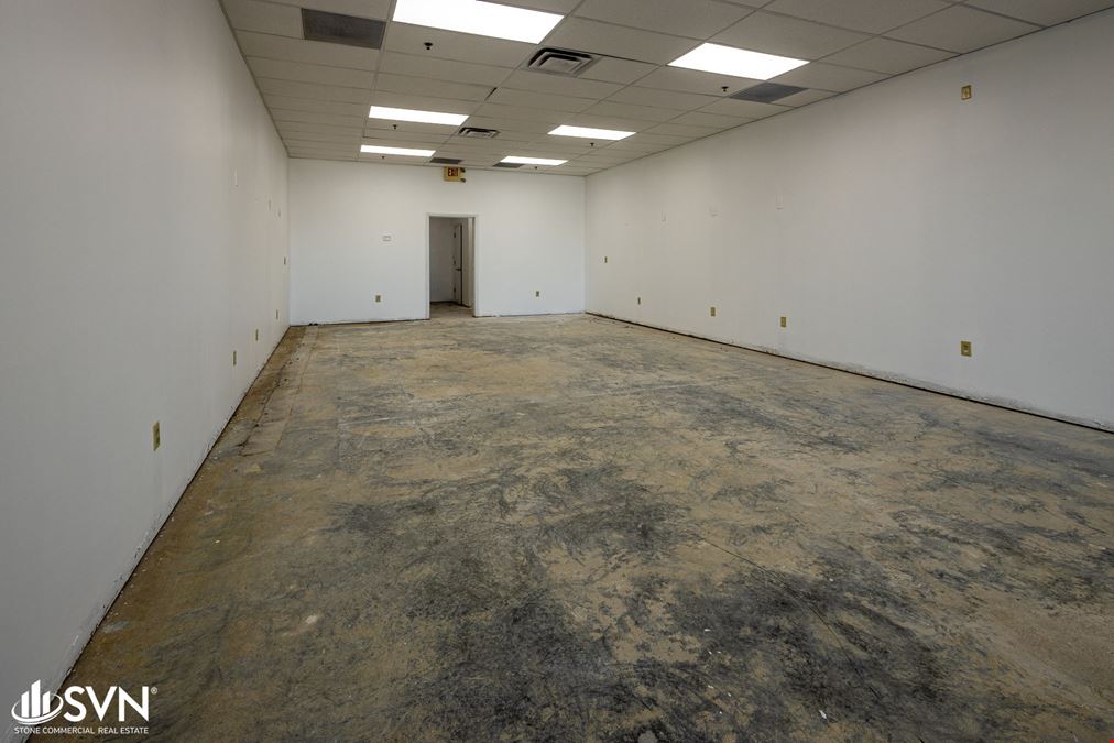 Lexington High Traffic Retail Suite