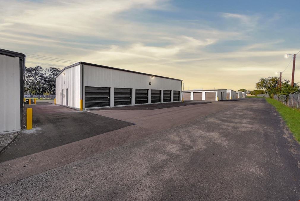 MOUNT STORAGE - SEGUIN
