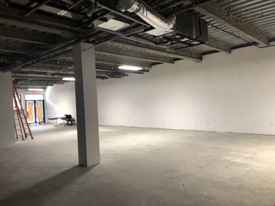 Warehouse for lease in prime Long Island City