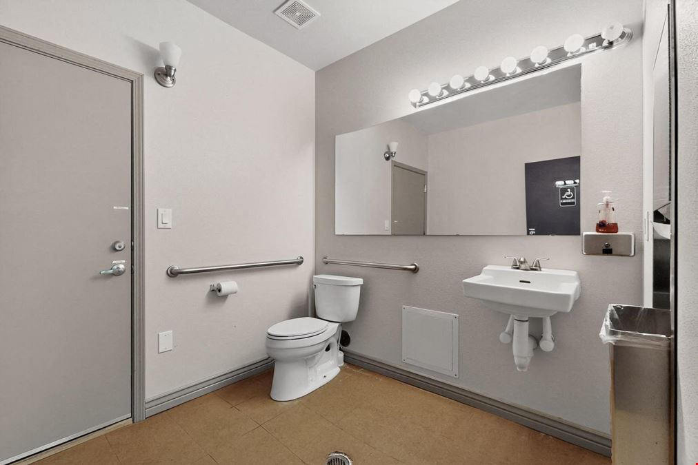 SMALL CLASS A OFFICE OFF PASEO AND GOLF COURSE