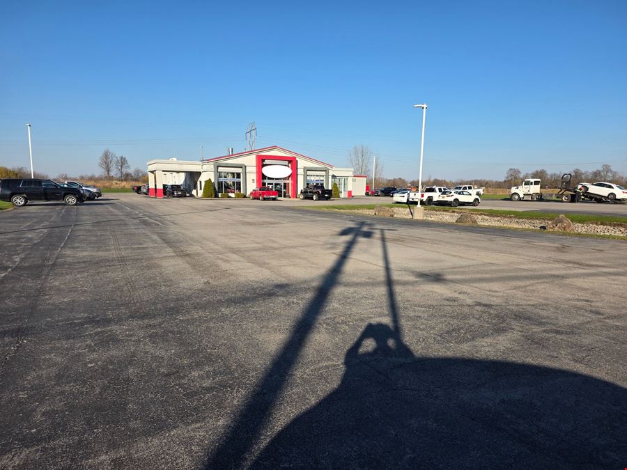 5967 Robinson Rd. - Prime Parking Lot & 1,000+/- SF Office Space
