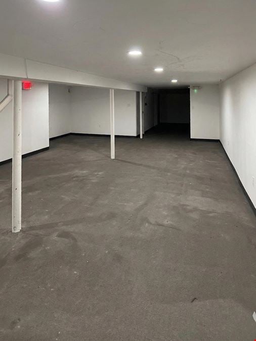 1,800 SF | 100 Manhattan Avenue | Move-In Ready Retail\Office Space with Basement for Lease