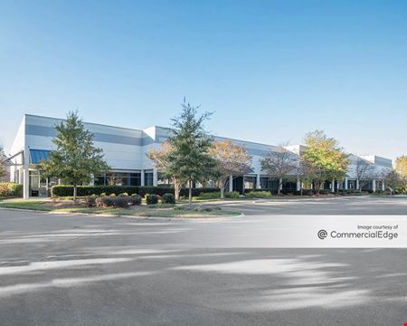 Preview of commercial space at 1001 Aviation Parkway
