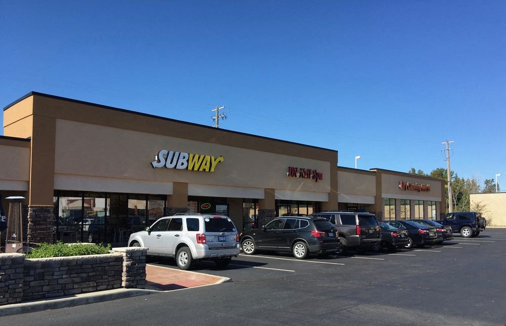 Montrose Acme Plaza