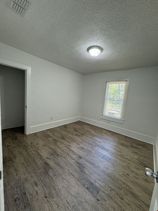 2763 Community Road