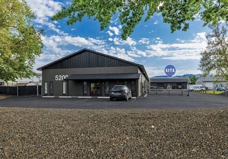 Preview of Industrial space for Rent at 5200 N Sawyer Ave