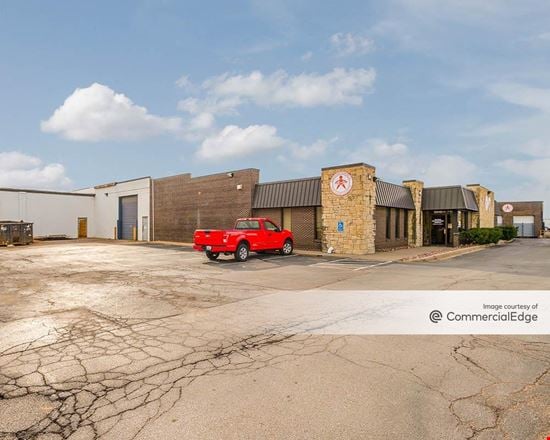 Preview of Industrial space for Rent at 3010-3026 S 24th St
